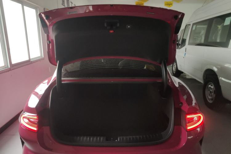 小米汽车 小米SU7 2024款 四驱超长续航高阶智驾Max版机舱底盘23