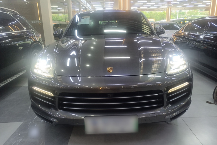 保时捷 Cayenne新能源 2019款 Cayenne E-Hybrid 2.0T车身外观2