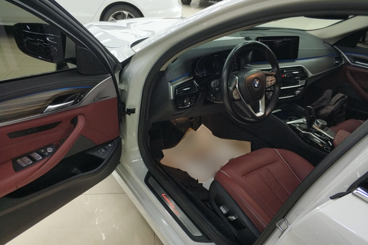 宝马5系新能源 2022款 改款 535Le 豪华套装中控内饰20