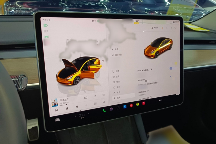 特斯拉 Model 3 2022款 后轮驱动版局部细节14