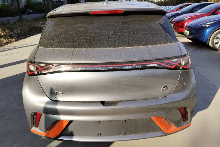 比亚迪 海豚 2021款 405km 时尚版车身外观6