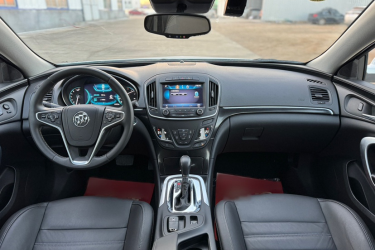 别克 君威 2015款 1.6T 精英技术型中控内饰7004