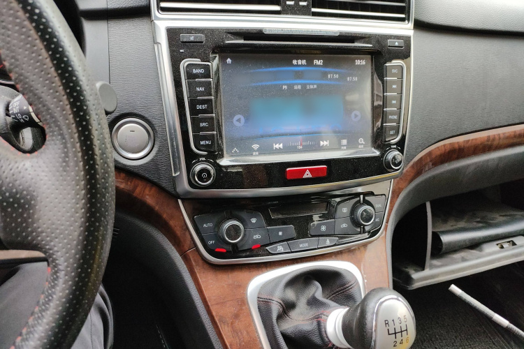 哈弗H6 2017款 红标 运动版 1.5T 手动两驱精英型局部细节16