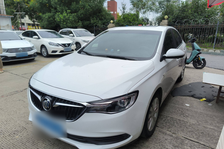 别克 英朗 2021款 改款 典范 1.5L 自动精英型车身外观1