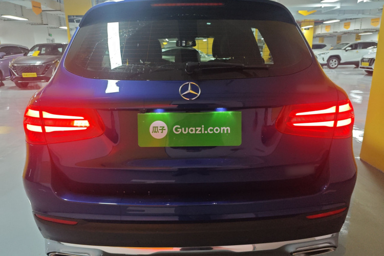 奔驰GLC 2016款 GLC 300 4MATIC 动感型车身外观6