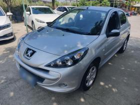 标致207 2011款 两厢 1.4L 手动驭乐版