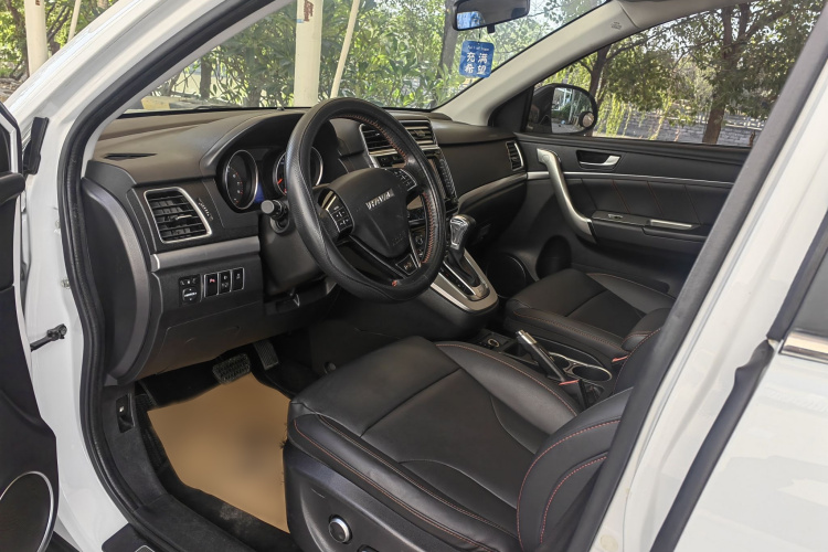 哈弗H6 2015款 运动版 1.5T 自动两驱豪华型中控内饰7001