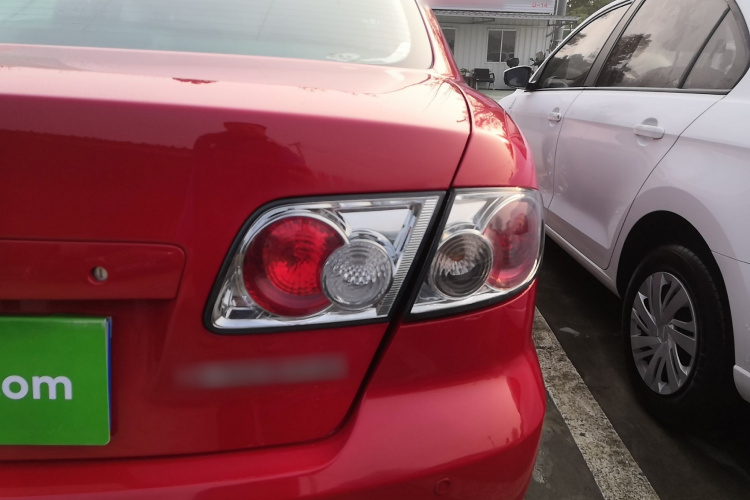 马自达6 2015款 2.0L 自动经典型车身外观6006