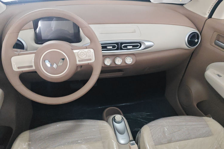 五菱汽车 宏光MINIEV 2025款 四门版 进阶款中控内饰12