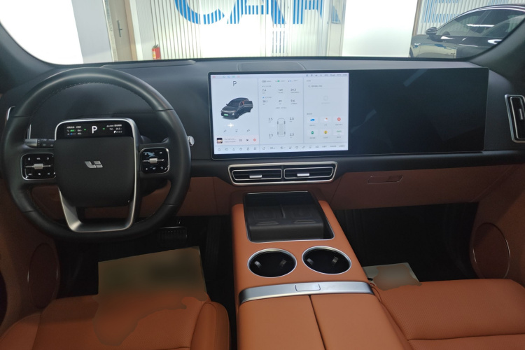 理想汽车 理想L7 2024款 Ultra中控内饰12