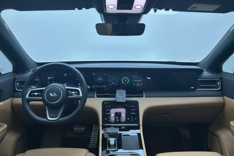 理想汽车 理想ONE 2021款 增程6座版中控内饰7005