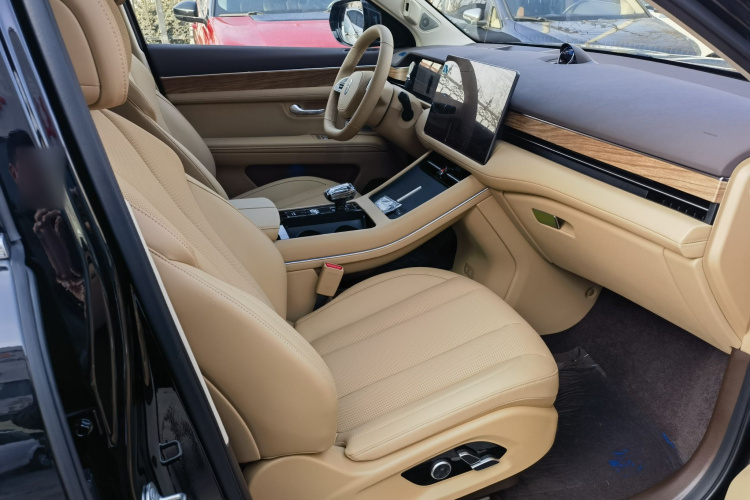 鸿蒙智行 问界M7 2024款 1.5T 智驾后驱Pro版 5座中控内饰7004