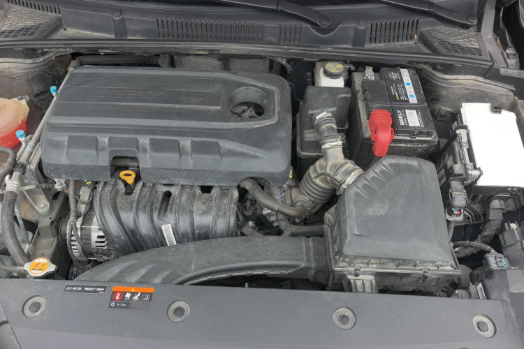 吉利汽车 帝豪 2022款 第4代 1.5L CVT尊贵型机舱底盘24