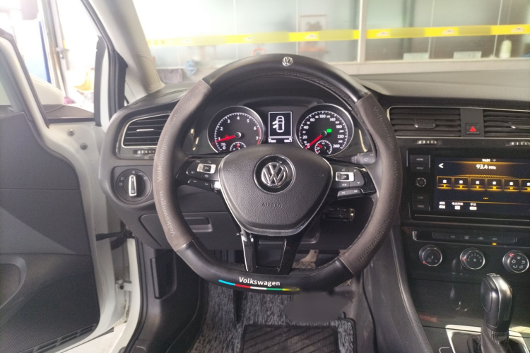 大众 高尔夫 2019款 280TSI DSG舒适型 国VI局部细节13