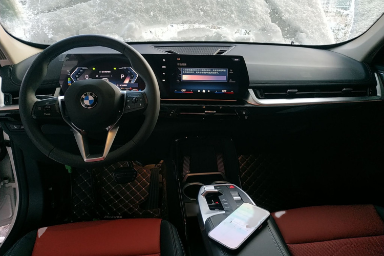 宝马X1 2023款 sDrive25Li X设计套装中控内饰7002