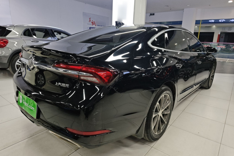 别克 君越 2020款 652T 豪华型车身外观7