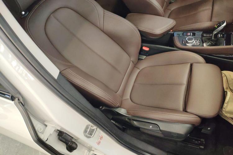 宝马X2 2021款 改款 sDrive25i M运动套装局部细节41