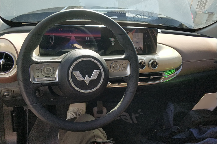 五菱汽车 五菱缤果 2023款 410km 灵犀尊享款中控内饰12