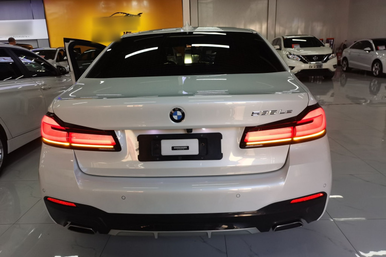 宝马5系新能源 2021款 改款 535Le M运动套装车身外观6