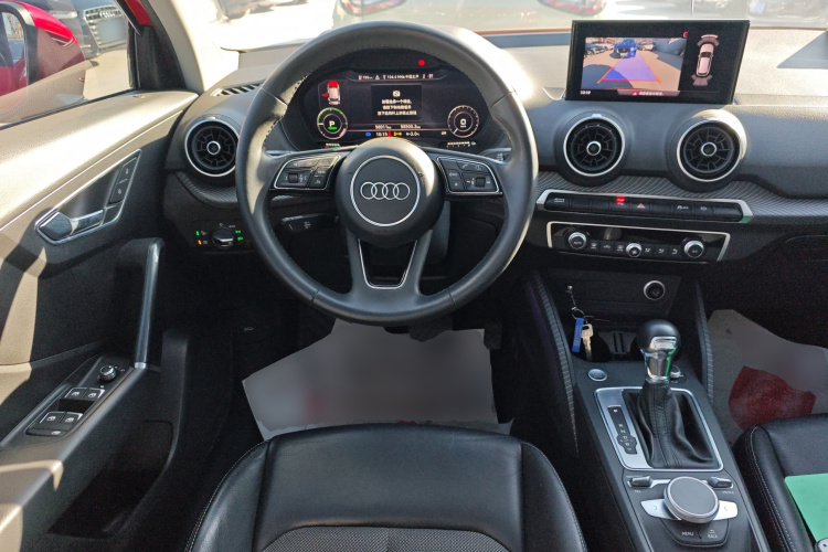 奥迪Q2L e-tron 2019款 Q2L e-tron 纯电智酷型中控内饰13