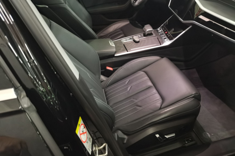 奥迪A6L 2024款 45 TFSI quattro 尊享致雅型局部细节41