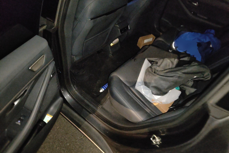 深蓝汽车 深蓝SL03 2022款 1.5L 1200增程版中控内饰21