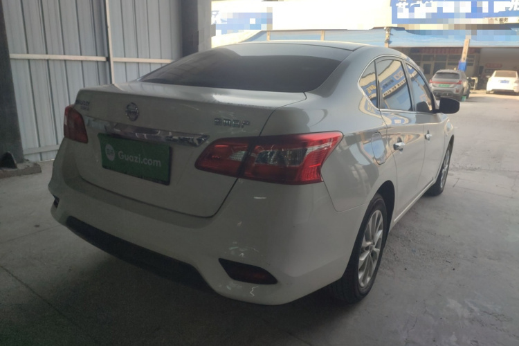 日产 轩逸 2024款 经典 1.6XE CVT舒适版车身外观7