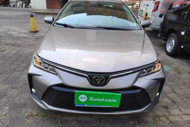 丰田 卡罗拉 2019款 1.2T S-CVT GL-i精英版车身外观2