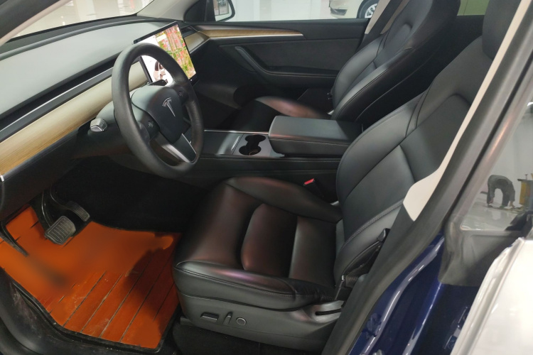 特斯拉 Model Y 2021款 长续航全轮驱动版局部细节19