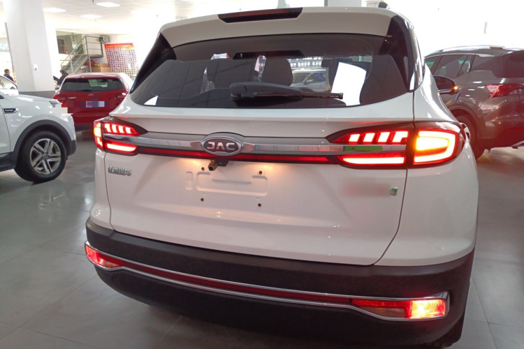 江汽集团 瑞风S4 2019款 1.6L 手动超越型车身外观6