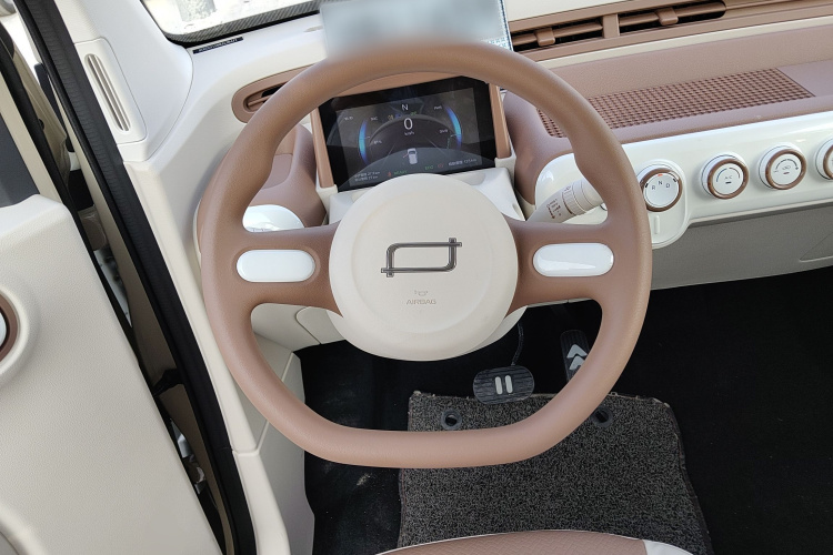 奔腾小马 2026款 222km 闪耀马局部细节13