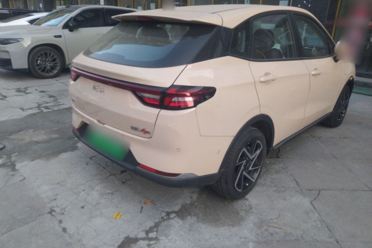 哪吒汽车 哪吒AYA 2023款 401车身外观6005