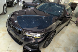 宝马3系 2022款 325i M运动曜夜套装