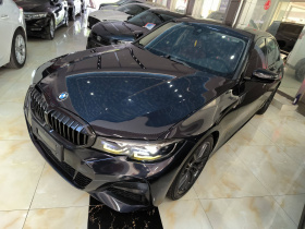 宝马3系 2022款 325i M运动曜夜套装