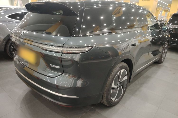 蔚来ES8 2023款 75kWh车身外观7