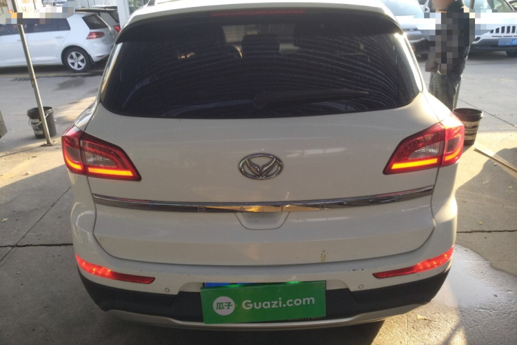 北汽幻速S6 2016款 1.5T 手动领先型车身外观6