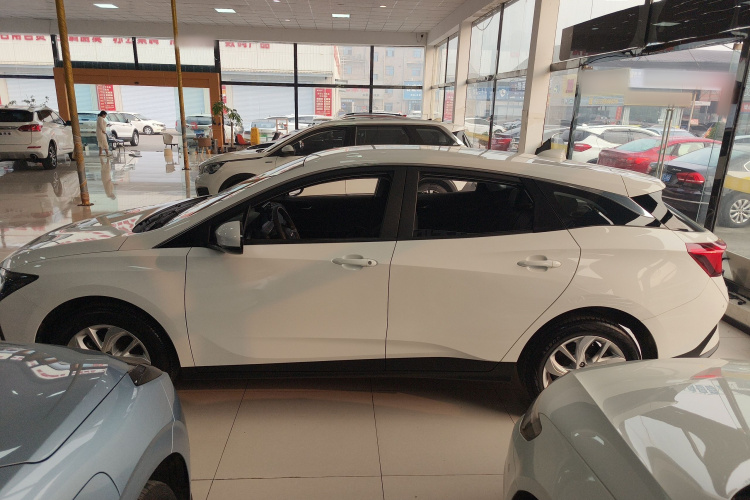 别克 微蓝6 2024款 450km 出行版车身外观6003