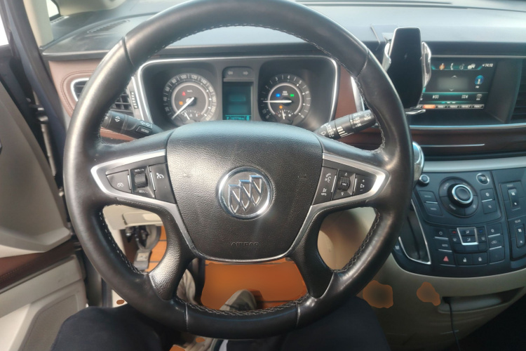 别克GL8 2018款 28T 豪华型 国VI中控内饰13