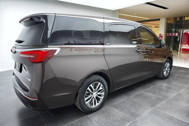 别克GL8 2020款 ES陆尊 653T 舒适型车身外观6006