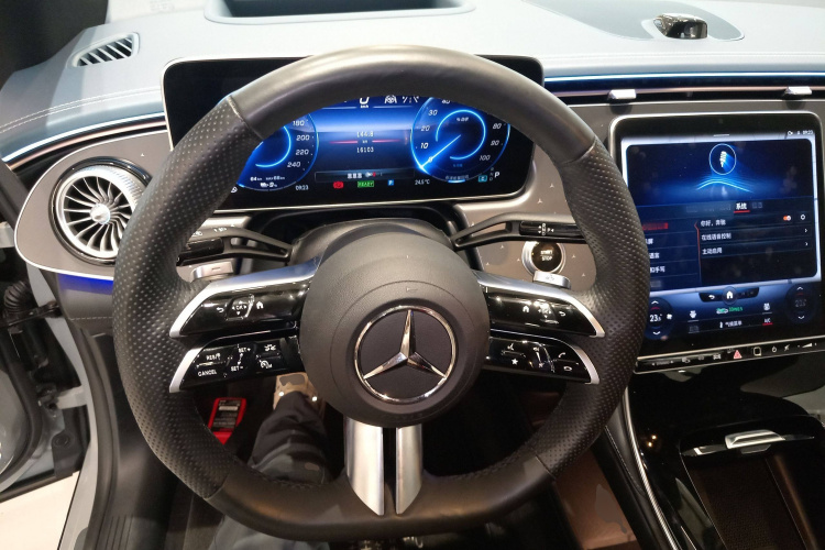 奔驰EQE 2022款 350 先型特别版局部细节13