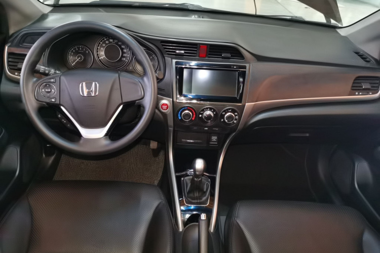 本田 凌派 2016款 1.8L 手动豪华版中控内饰7002