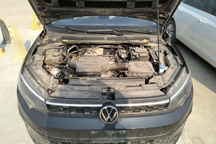 大众 朗逸 2023款 新锐 1.5L 自动新逸版机舱底盘24