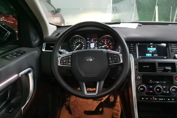 路虎 发现神行 2019款 240PS SE版 国VI局部细节13