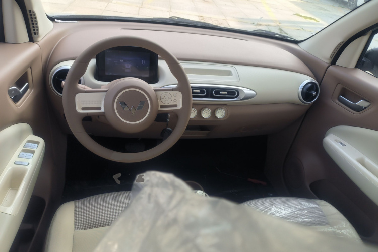 五菱汽车 宏光MINIEV 2025款 四门版 进阶款中控内饰12