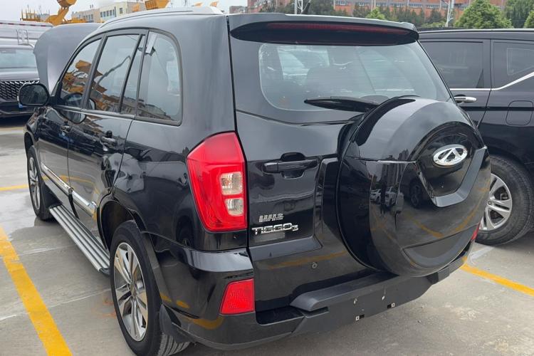 奇瑞 瑞虎3 2015款 1.6L 手动智尚纪念版车身外观6005