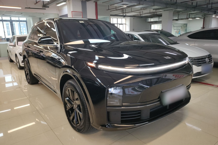 理想汽车 理想L7 2023款 Air车身外观3