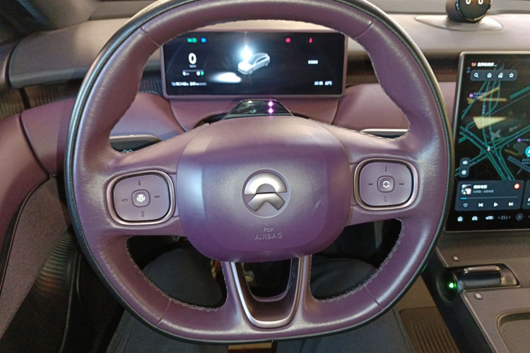 蔚来ET5T 2023款 75kWh Touring中控内饰13