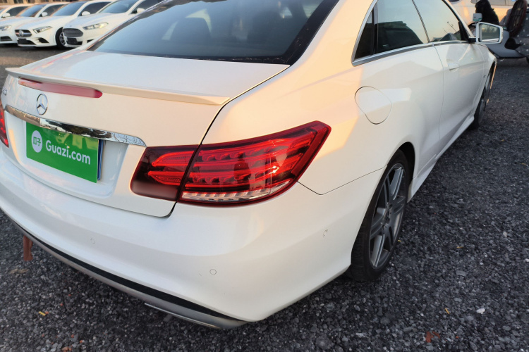 奔驰E级(进口) 2016款 E 200 轿跑车 灵动版车身外观9