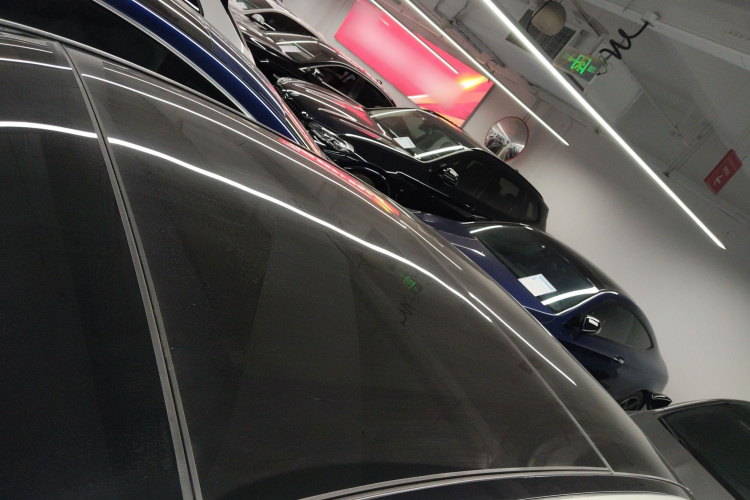 奔驰E级 2019款 E 300 L 运动豪华型局部细节57