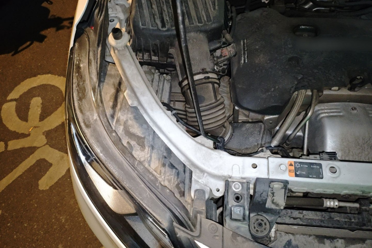 雪佛兰 探界者 2017款 550T 自动四驱捍界版局部细节9006